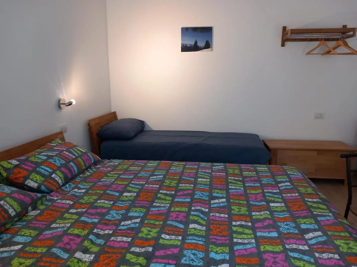 Agriturismo Fiordimelo-Camere تيرانو 0*,  إيطاليا